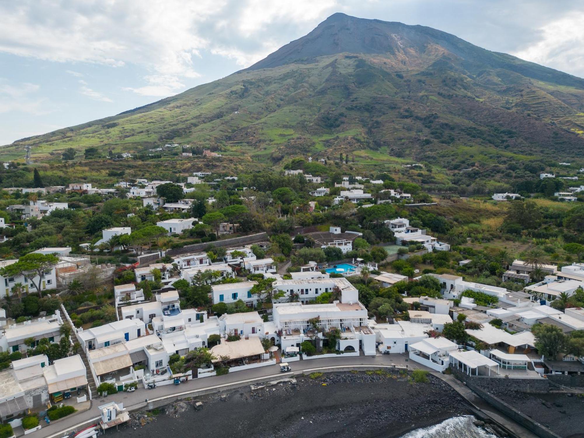 La Sirenetta Park Hotel Stromboli Exterior photo