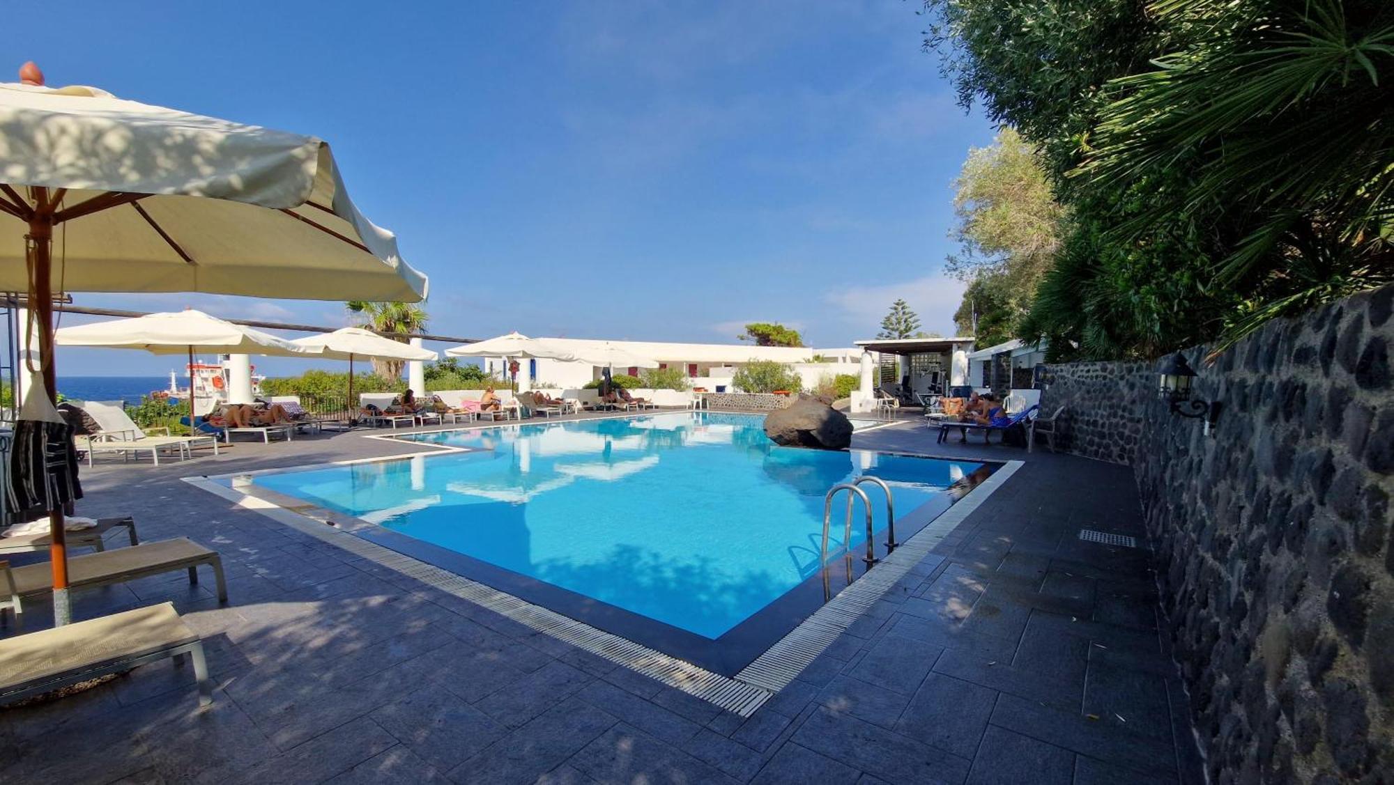 La Sirenetta Park Hotel Stromboli Exterior photo
